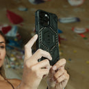 UAG Monarch Pro Magsafe - iPhone 15 Pro Max - Carbon Fiber